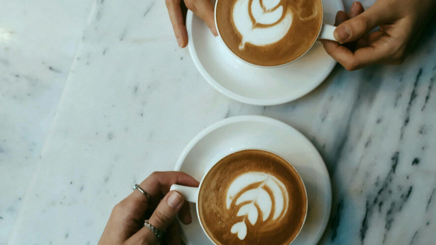 Why More Singles Are Traveling for Love in 2025